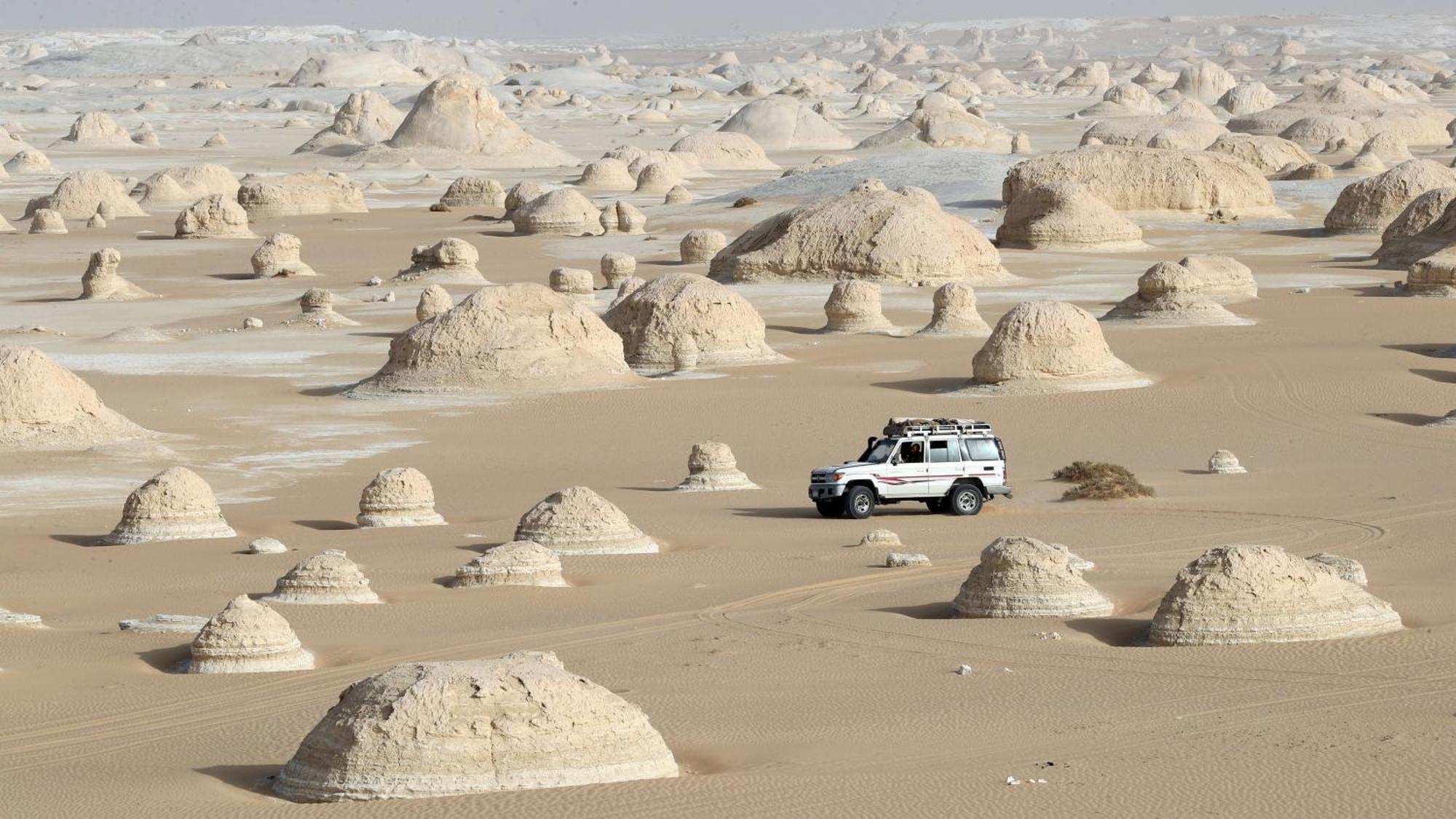 Отель B&W Sahara Sky Camp Farafra Экстерьер фото