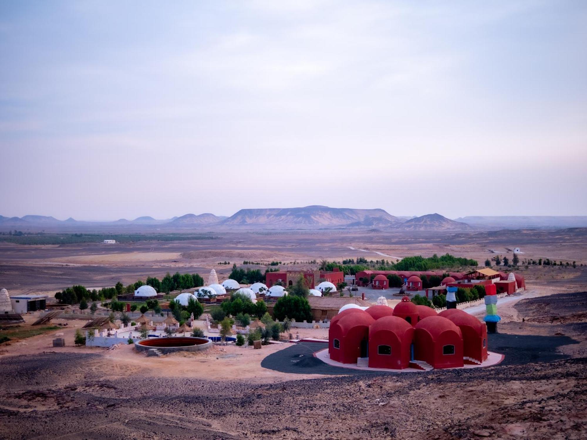 Отель B&W Sahara Sky Camp Farafra Экстерьер фото